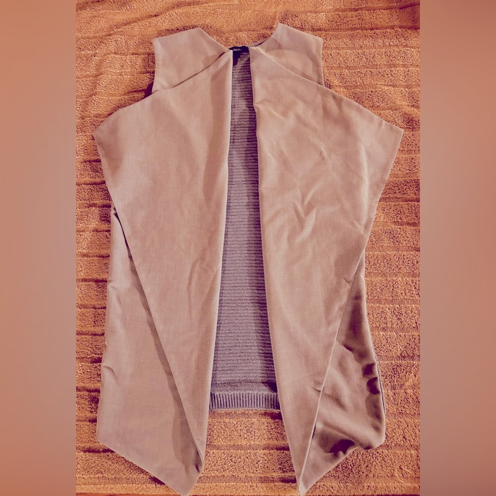 RW&CO. Open Vest